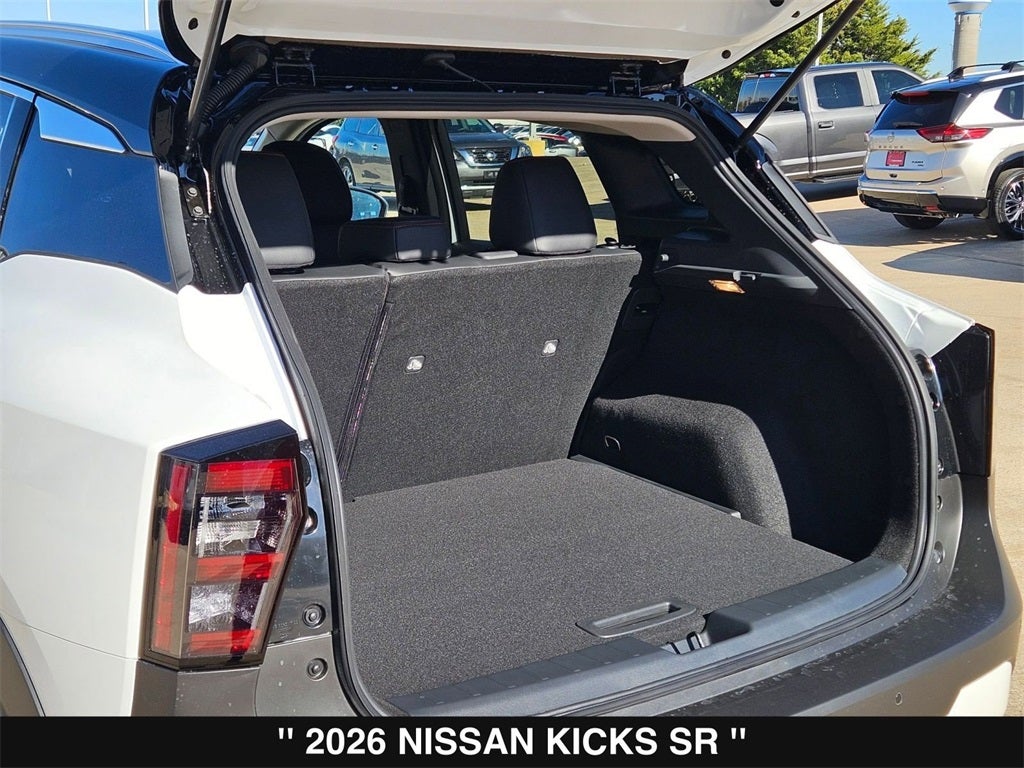 2026 Nissan Kicks SR