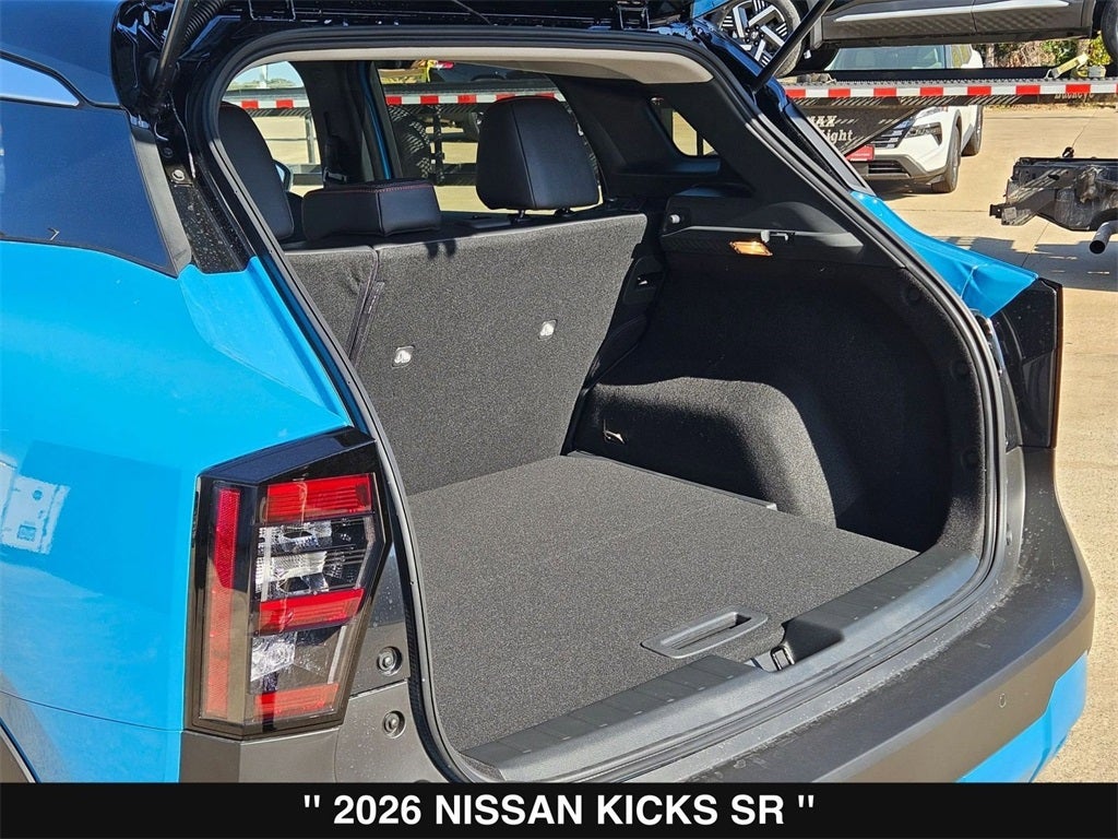 2026 Nissan Kicks SR