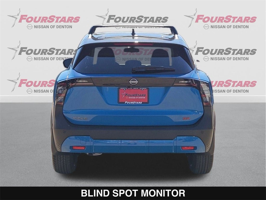 2026 Nissan Kicks SR