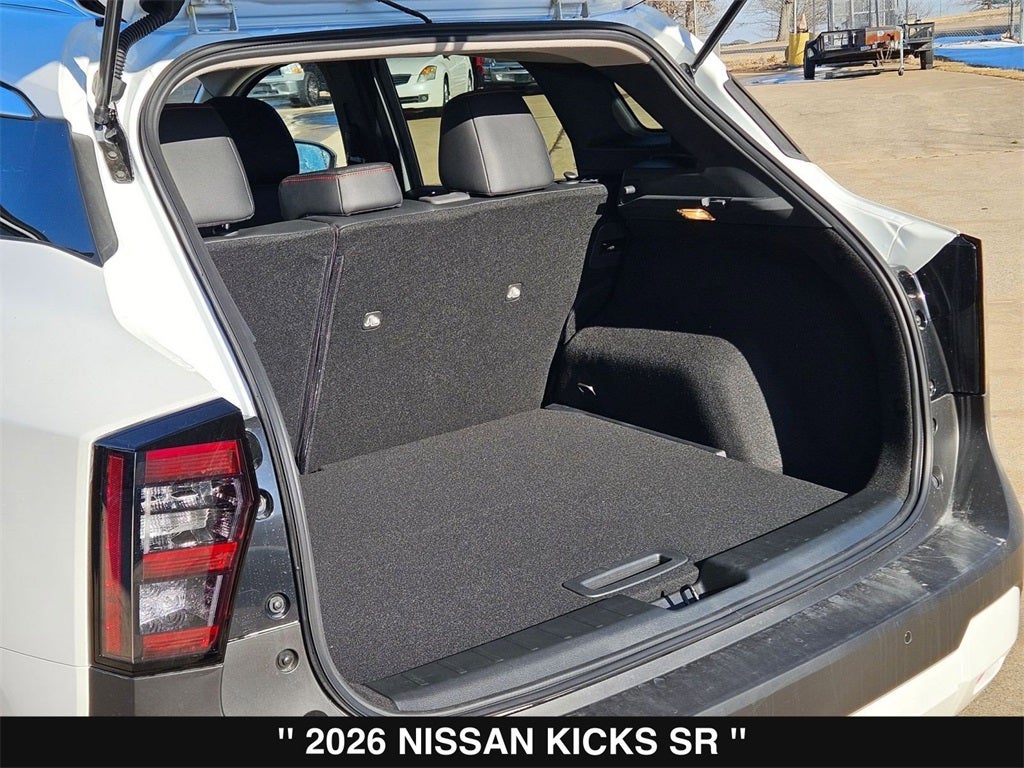 2026 Nissan Kicks SR
