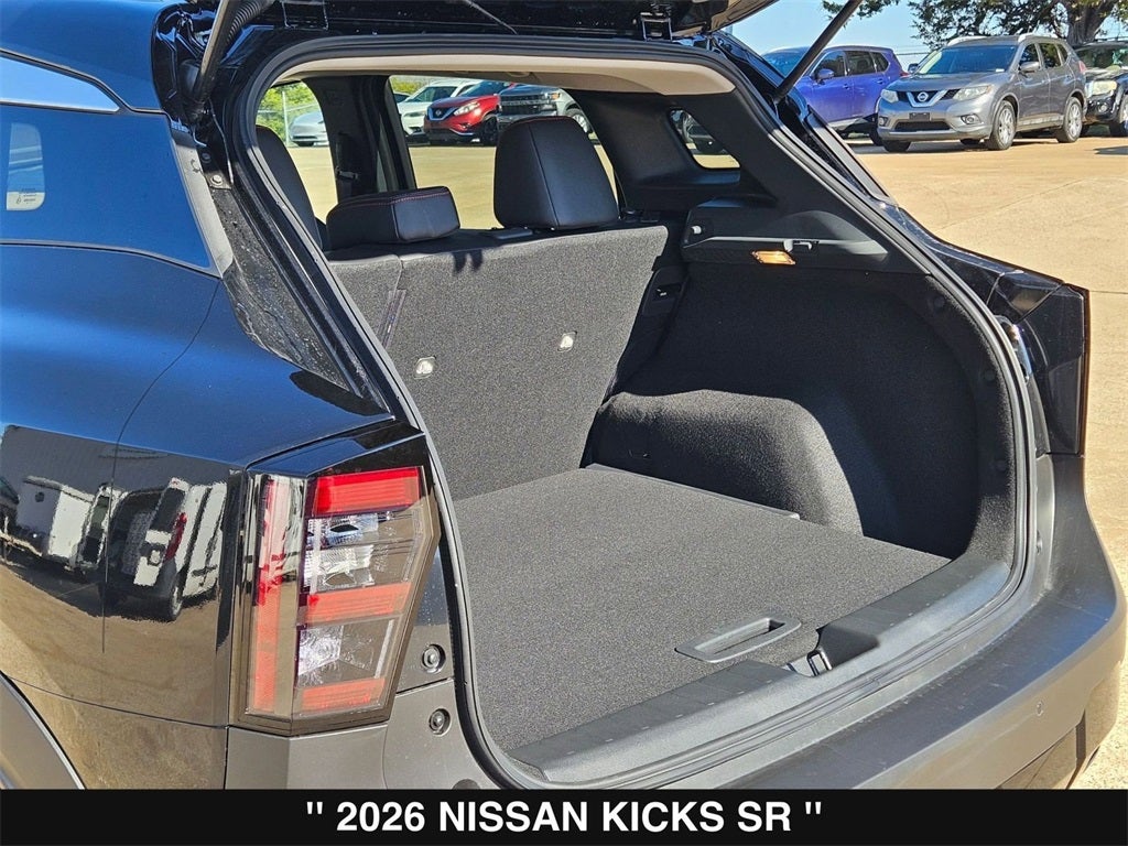 2026 Nissan Kicks SR