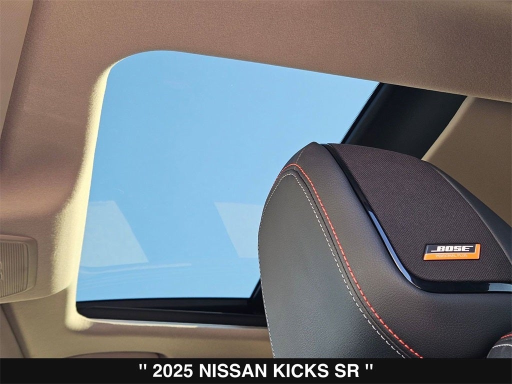 2025 Nissan Kicks SR