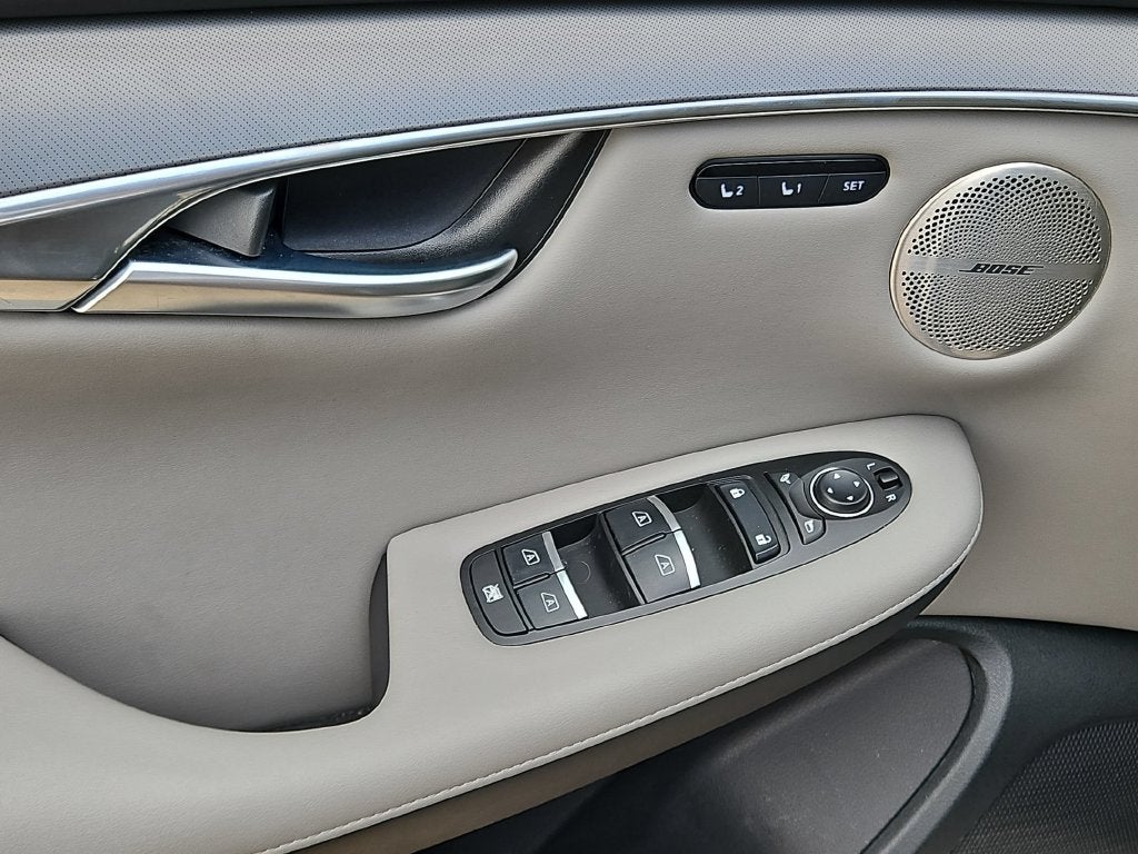 2023 INFINITI QX50 LUXE