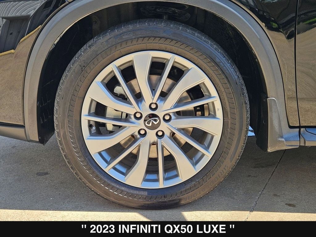 2023 INFINITI QX50 LUXE