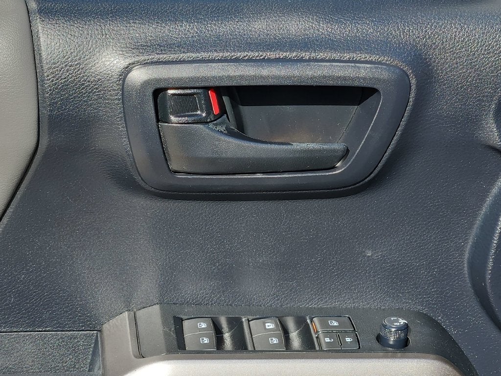2019 Toyota Tacoma SR5 V6