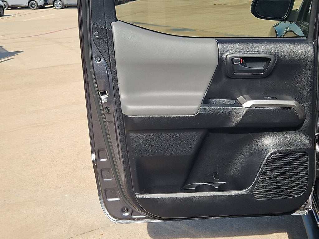 2019 Toyota Tacoma SR5 V6