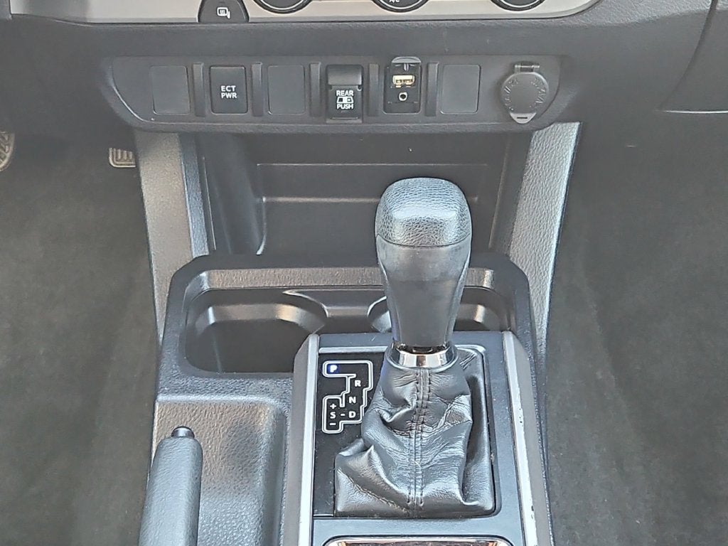 2019 Toyota Tacoma SR5 V6