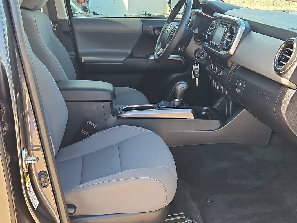 2019 Toyota Tacoma SR5 V6