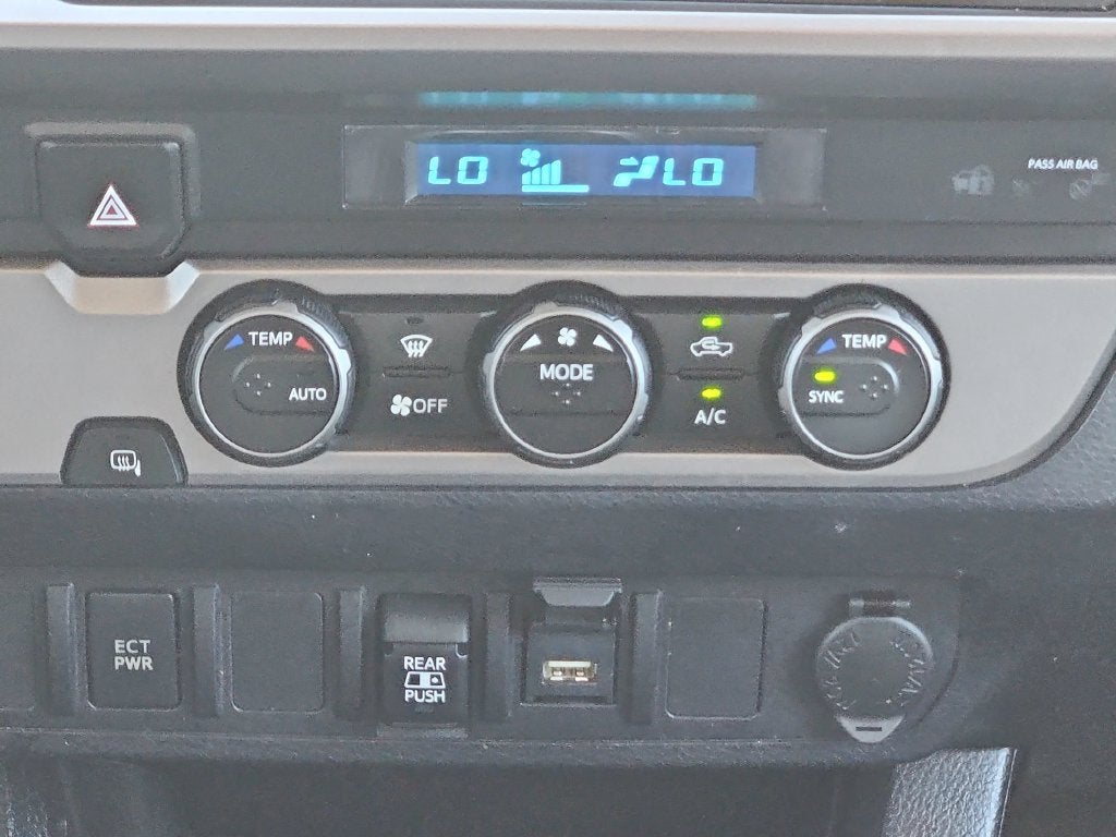 2022 Toyota Tacoma SR5 V6