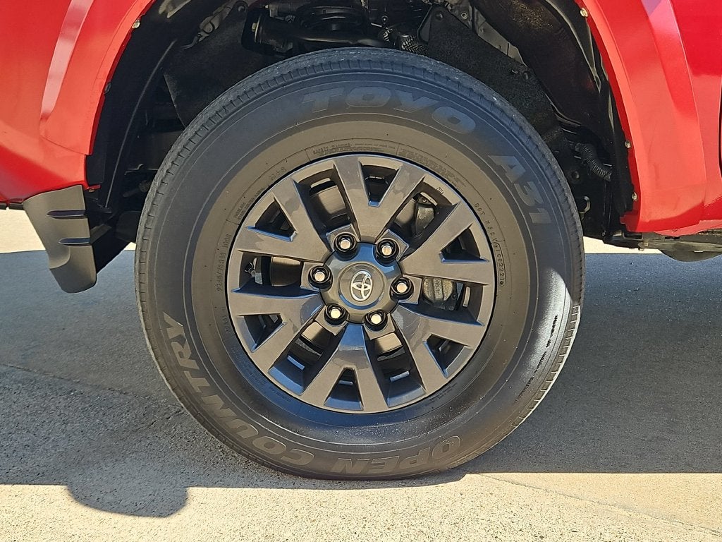 2022 Toyota Tacoma SR5 V6
