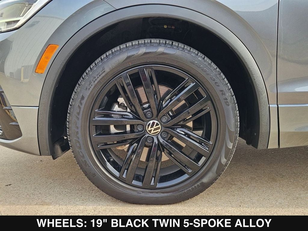 2022 Volkswagen Tiguan 2.0T SE R-Line Black