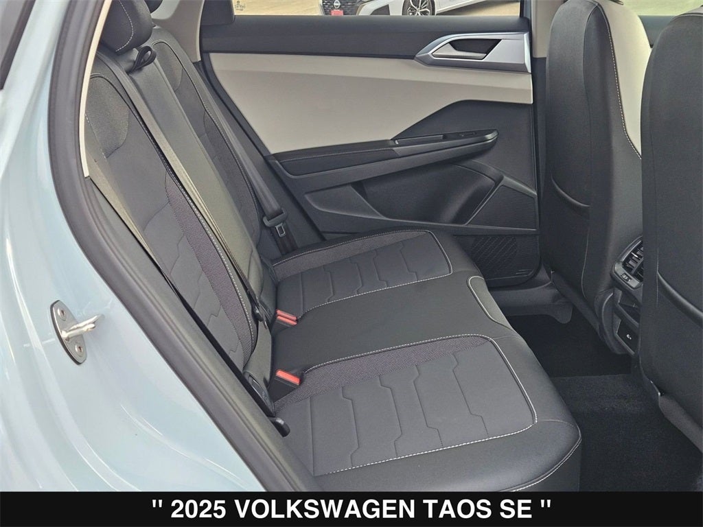 2025 Volkswagen Taos 1.5T SE