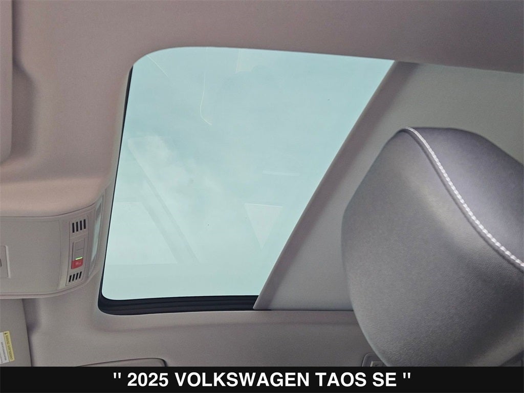 2025 Volkswagen Taos 1.5T SE