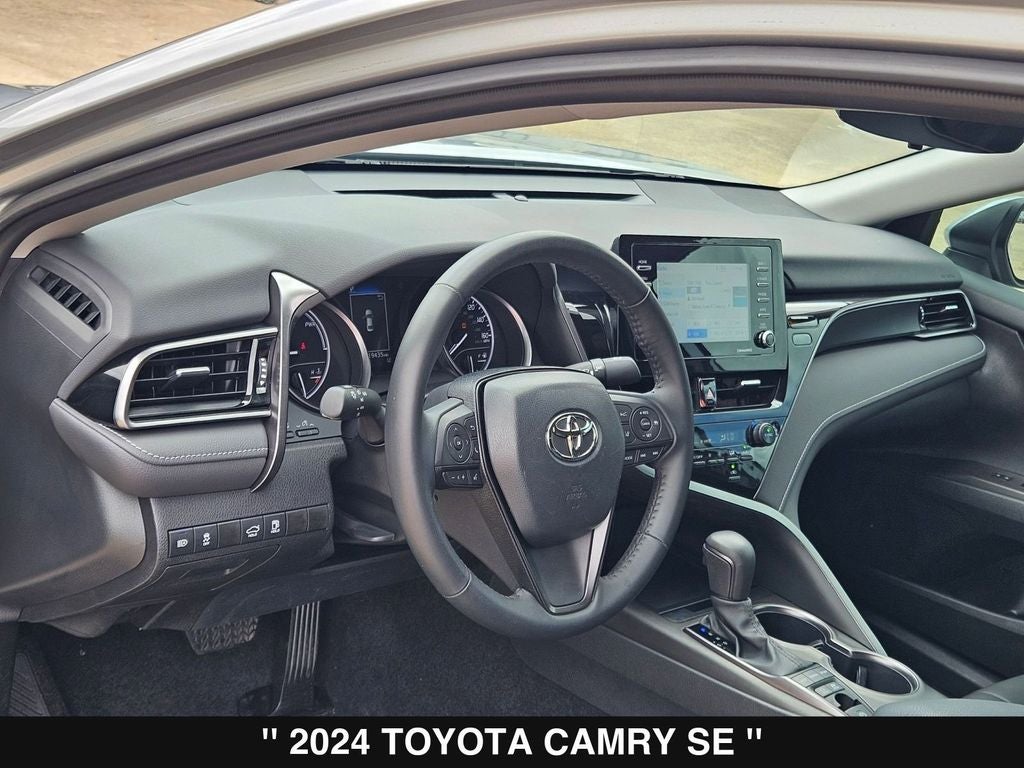 2024 Toyota Camry Hybrid SE