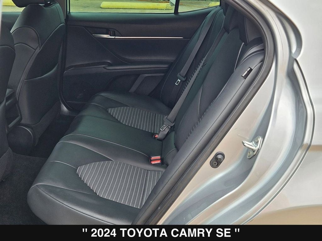 2024 Toyota Camry Hybrid SE