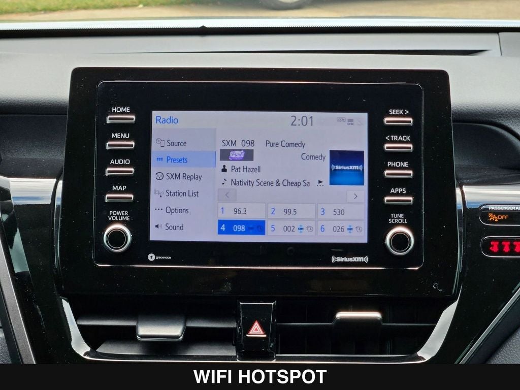 2024 Toyota Camry Hybrid SE