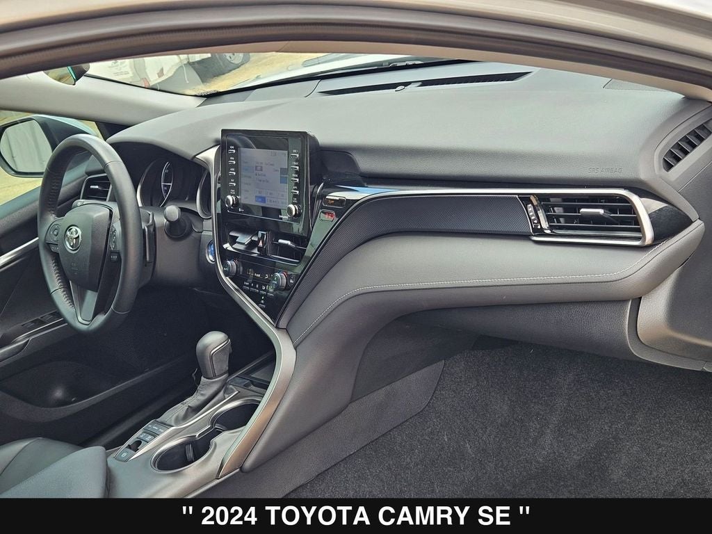 2024 Toyota Camry Hybrid SE