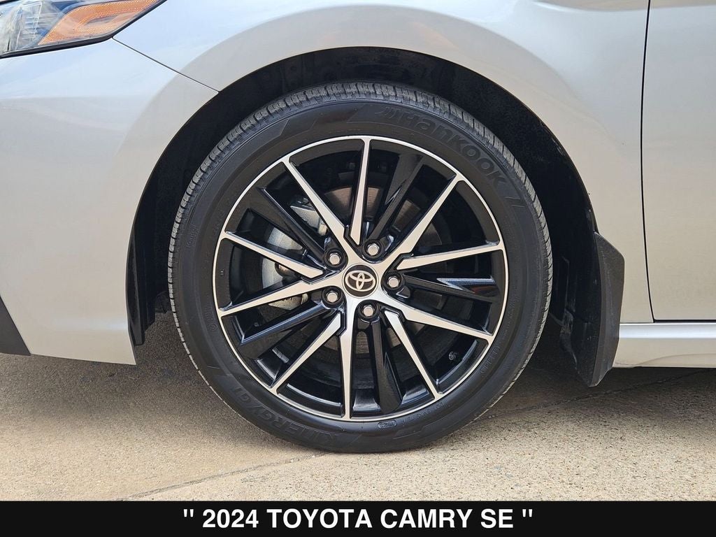2024 Toyota Camry Hybrid SE