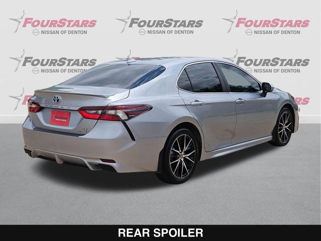 2024 Toyota Camry Hybrid SE