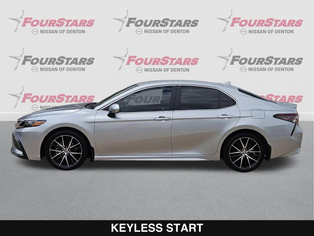 2024 Toyota Camry Hybrid SE