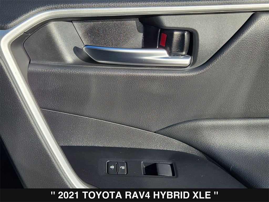 2021 Toyota RAV4 Hybrid XLE