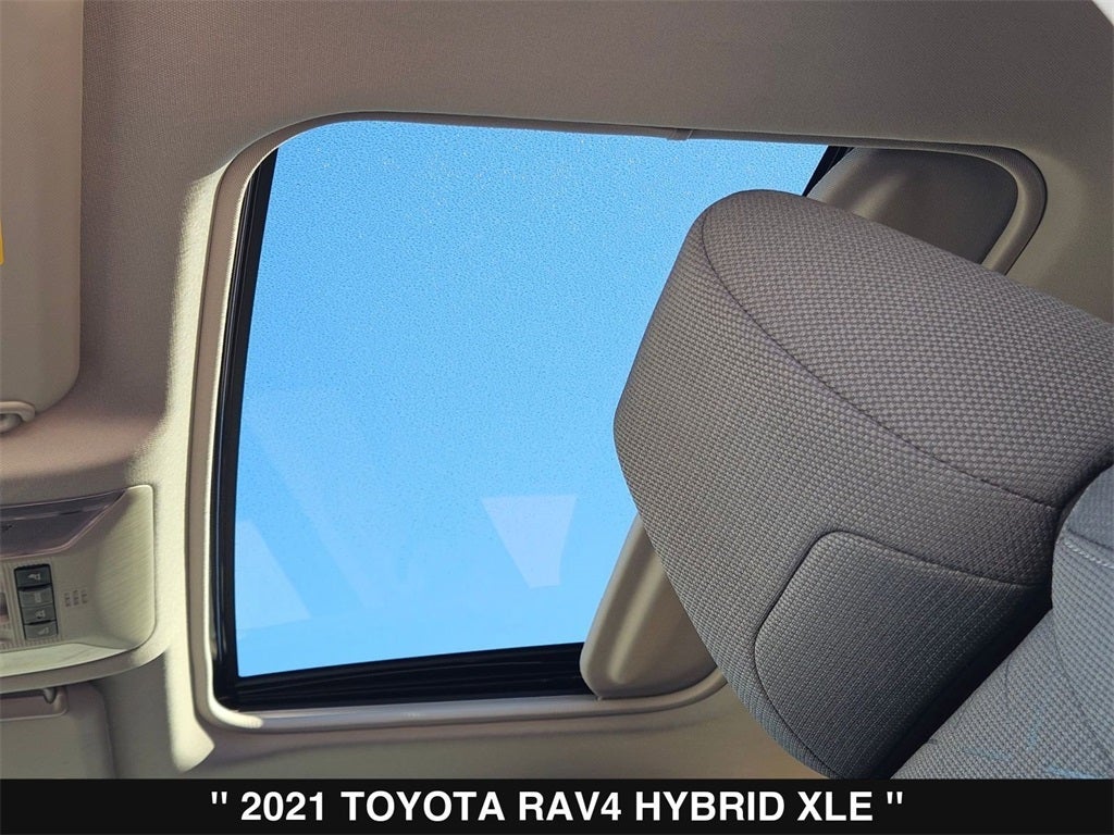 2021 Toyota RAV4 Hybrid XLE