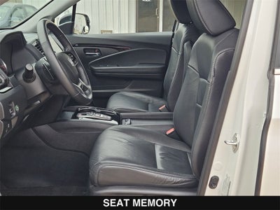 2022 Honda Pilot Touring 8 Passenger