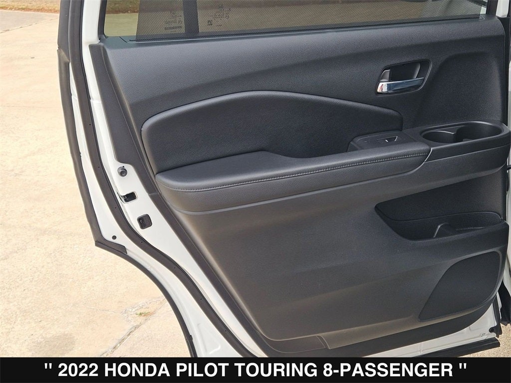 2022 Honda Pilot Touring 8 Passenger
