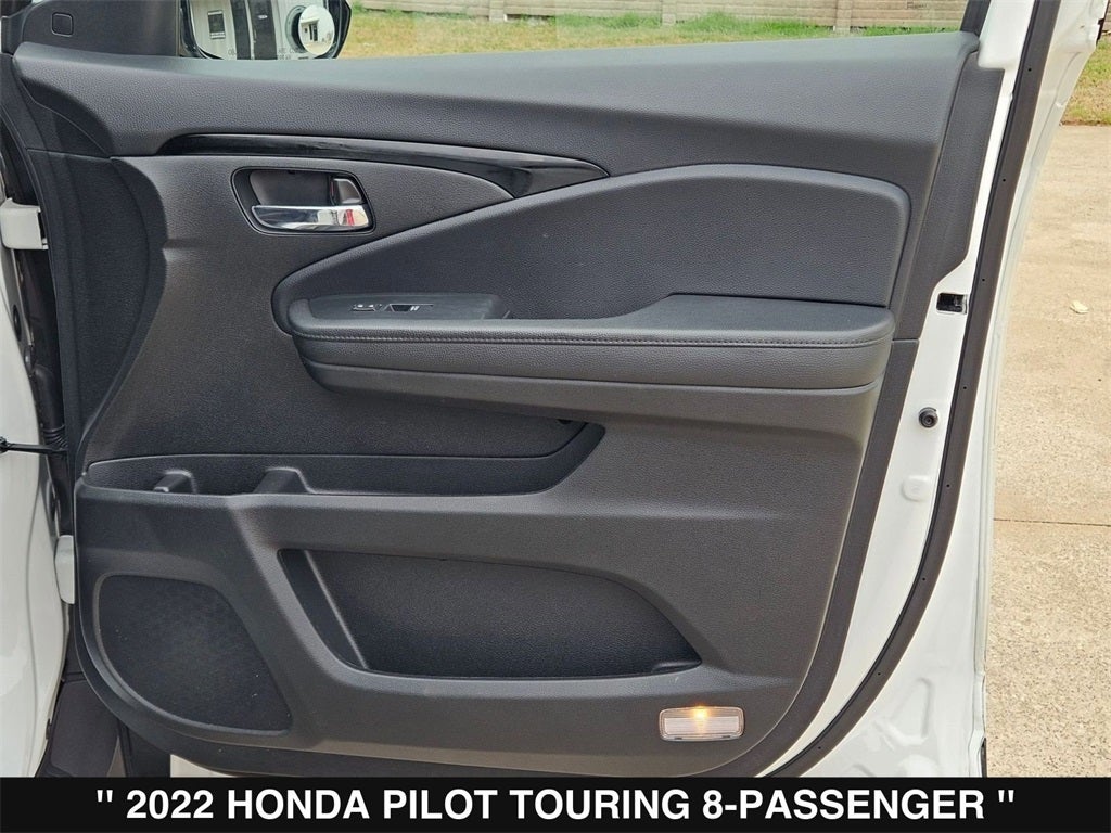 2022 Honda Pilot Touring 8 Passenger