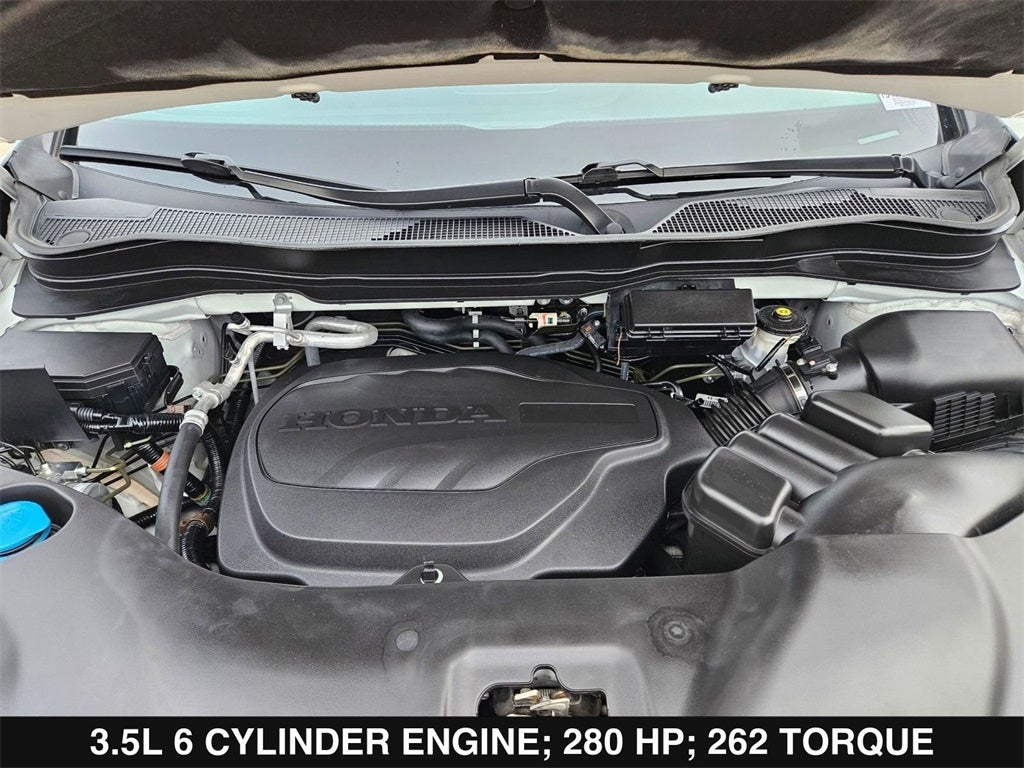 2022 Honda Pilot Touring 8 Passenger