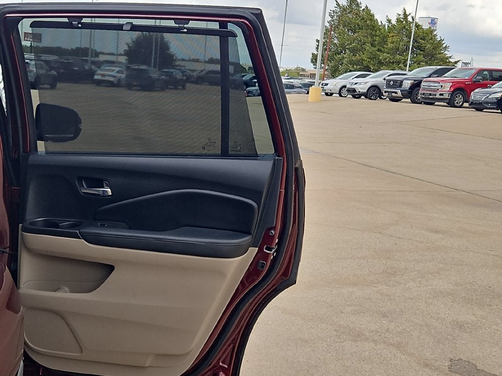2022 Honda Pilot Touring 8 Passenger