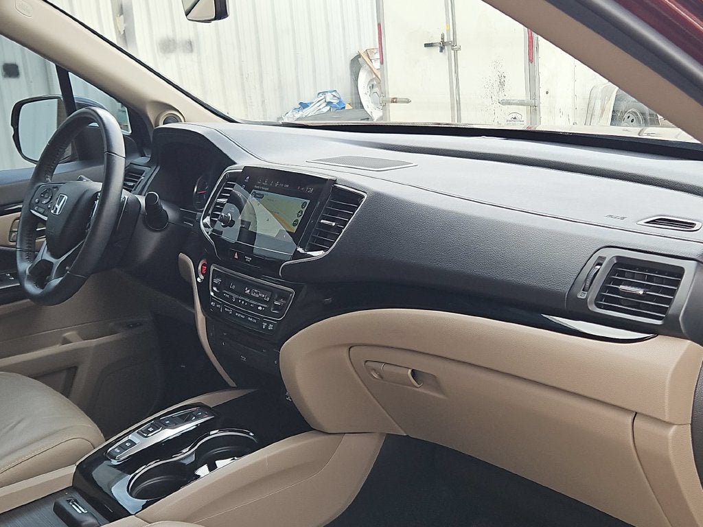 2022 Honda Pilot Touring 8 Passenger