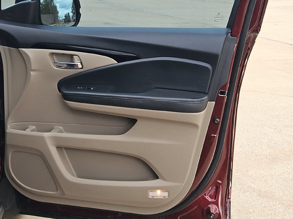 2022 Honda Pilot Touring 8 Passenger