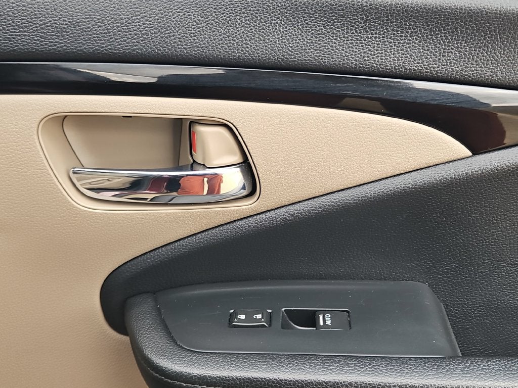 2022 Honda Pilot Touring 8 Passenger