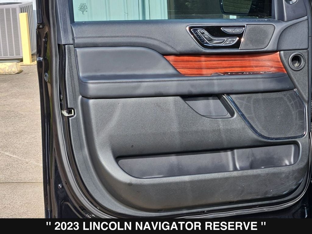 2023 Lincoln Navigator Reserve