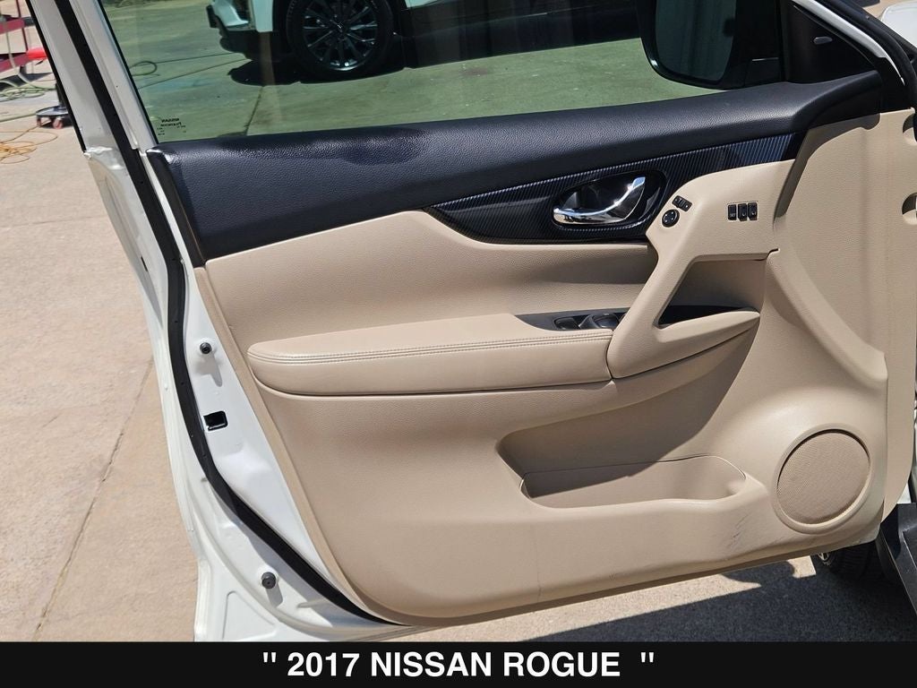 2017 Nissan Rogue SL