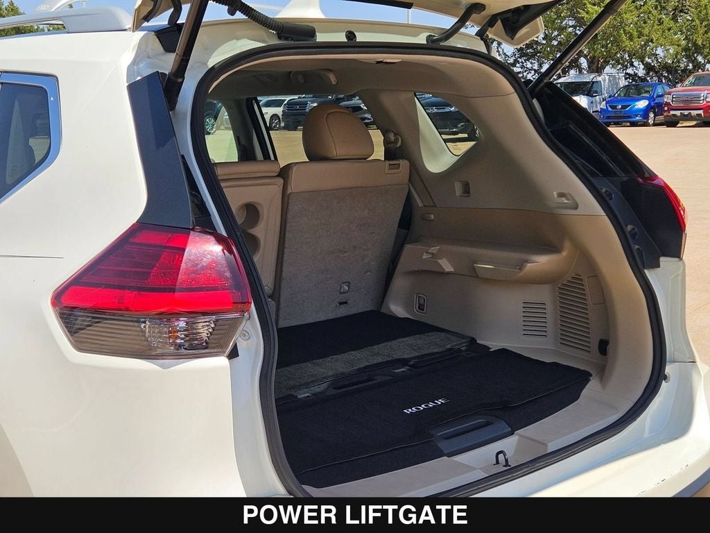 2017 Nissan Rogue SL