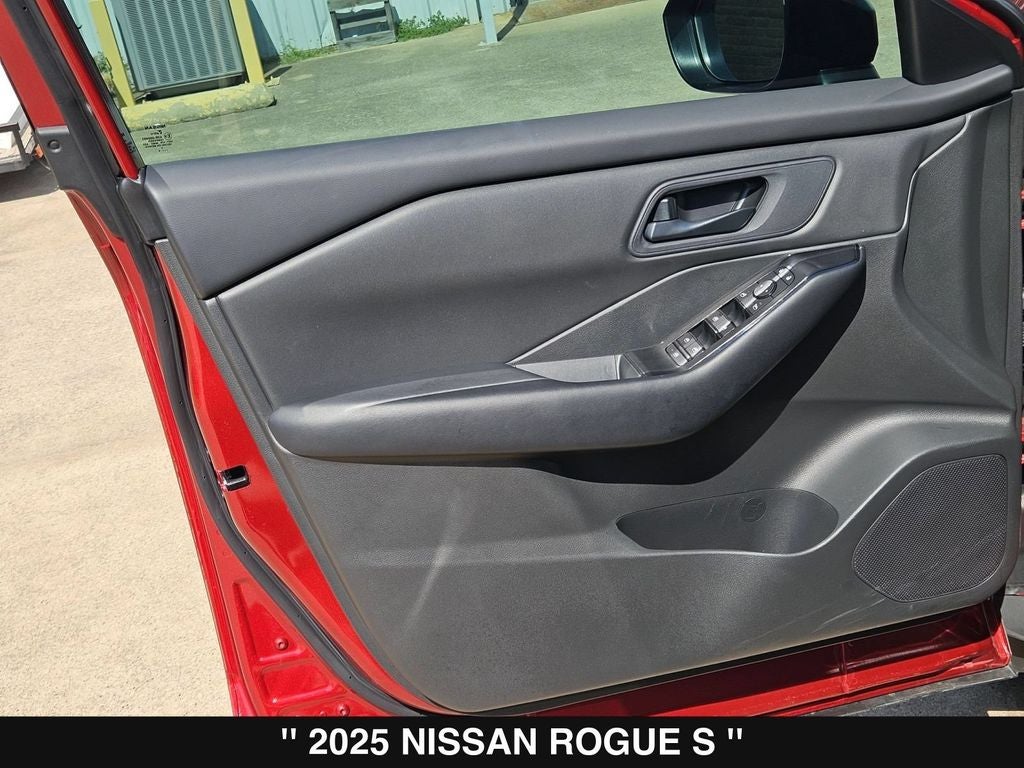 2025 Nissan Rogue S