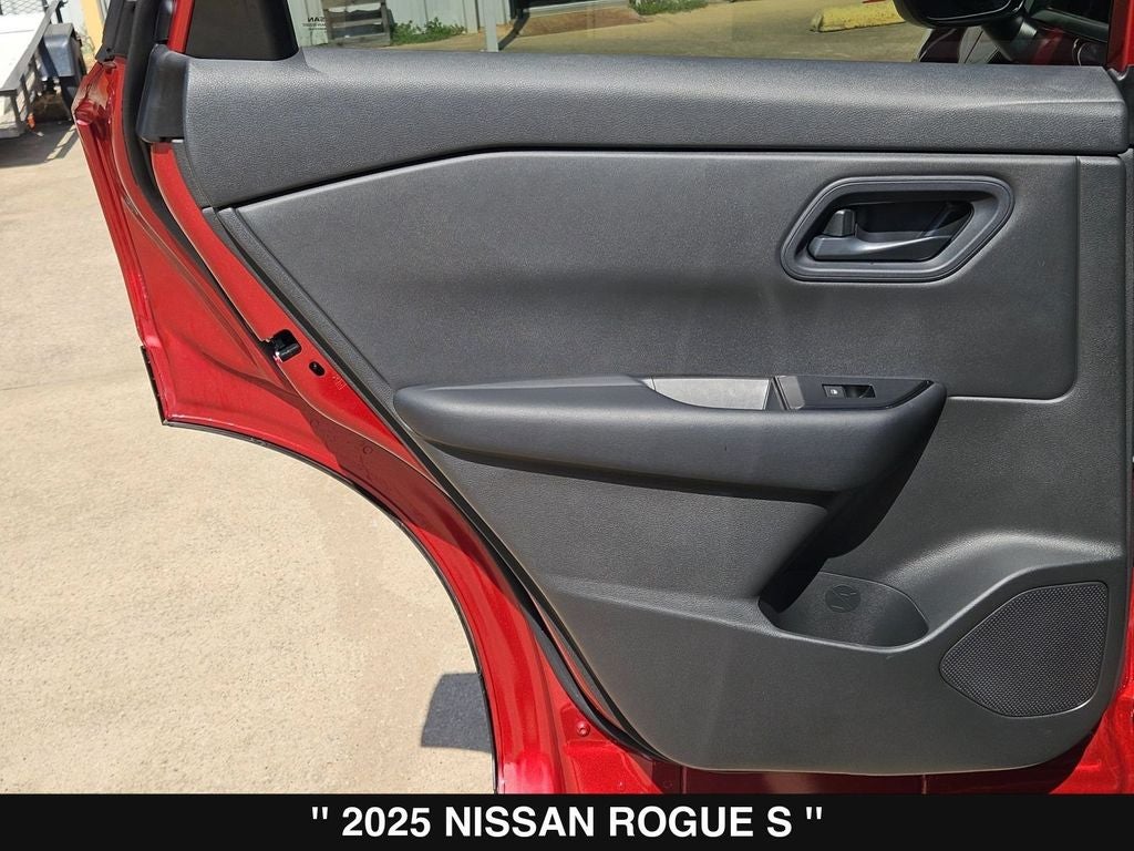 2025 Nissan Rogue S