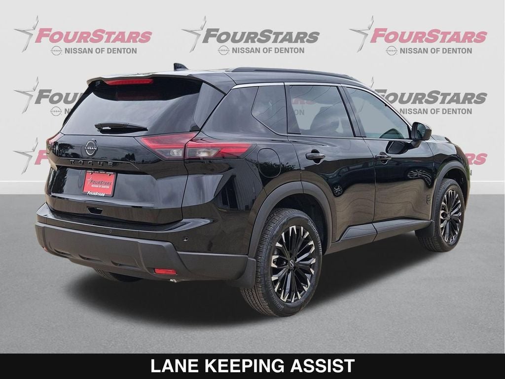 2026 Nissan Rogue Dark Armor