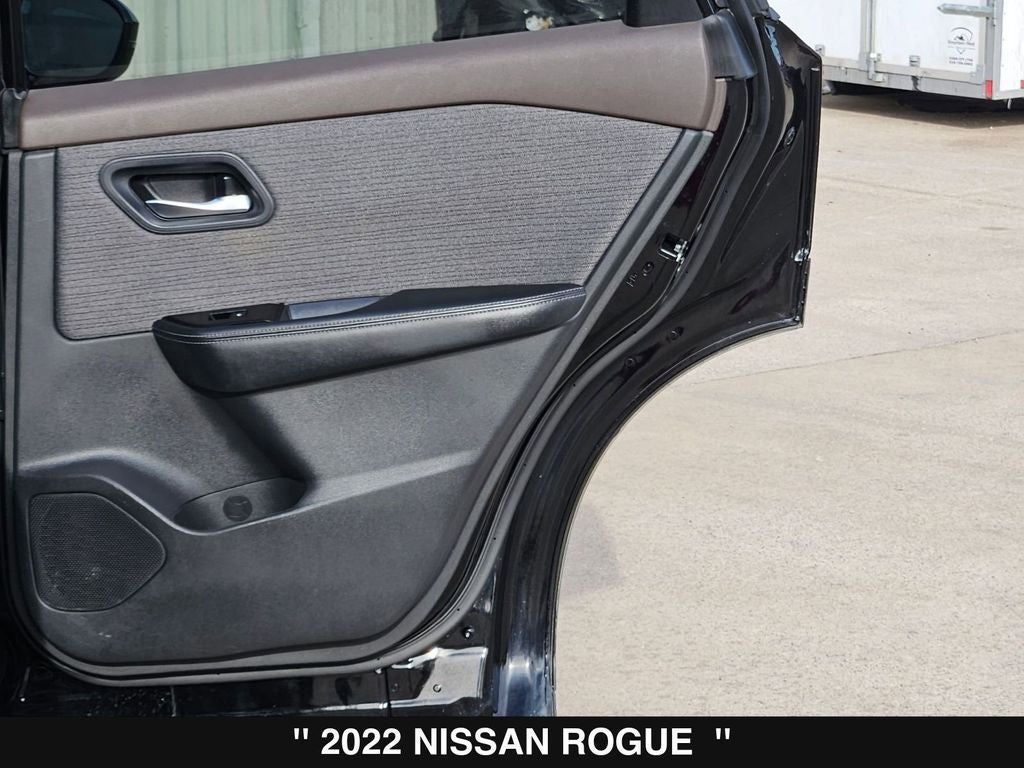 2022 Nissan Rogue SV