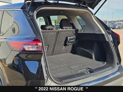 2022 Nissan Rogue SV
