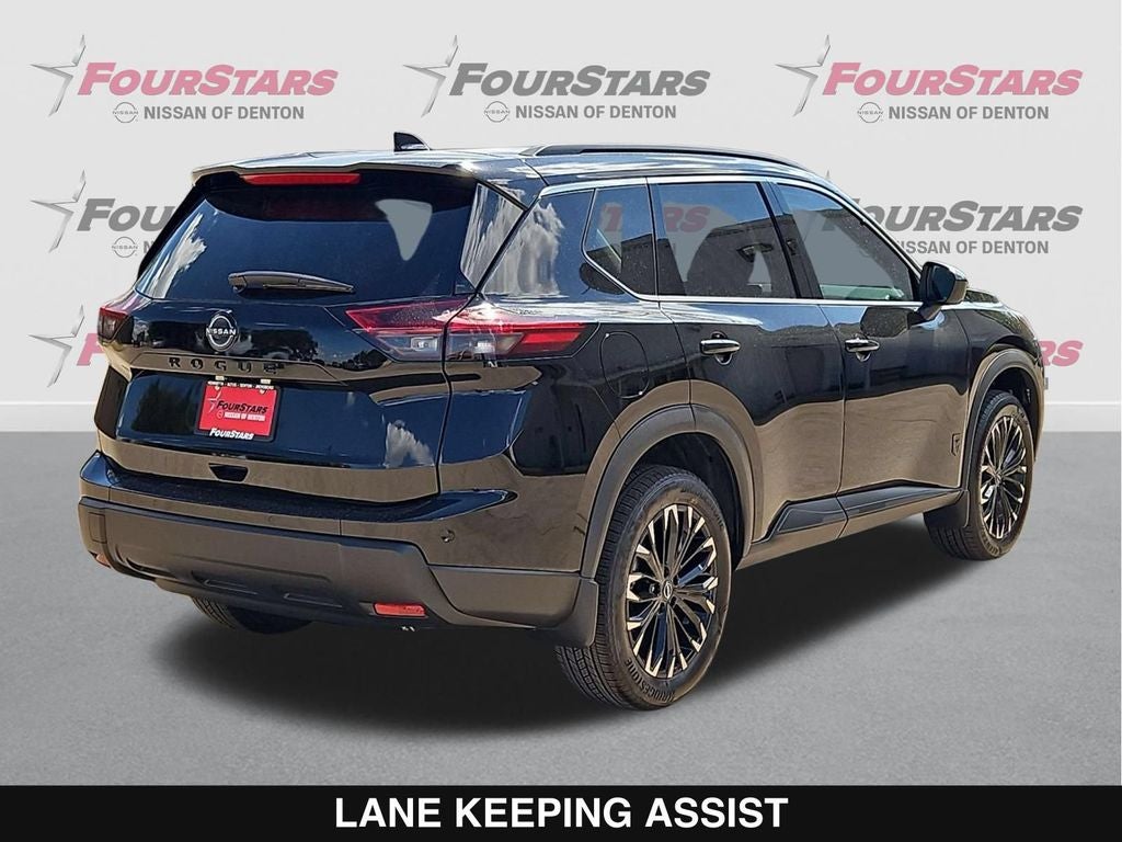 2026 Nissan Rogue Dark Armor