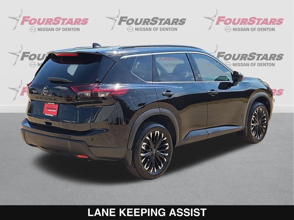 2026 Nissan Rogue Dark Armor