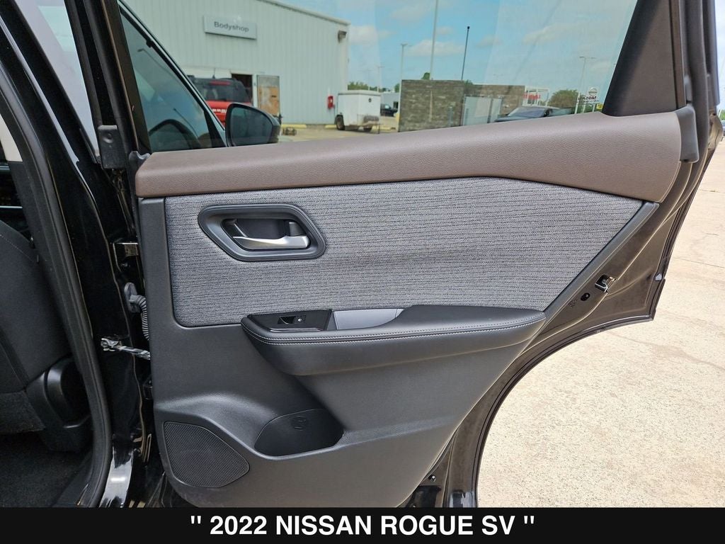 2022 Nissan Rogue SV