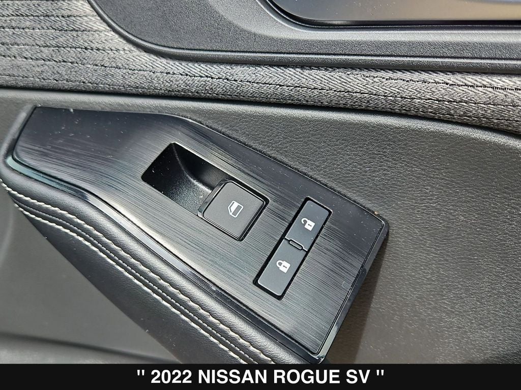 2022 Nissan Rogue SV