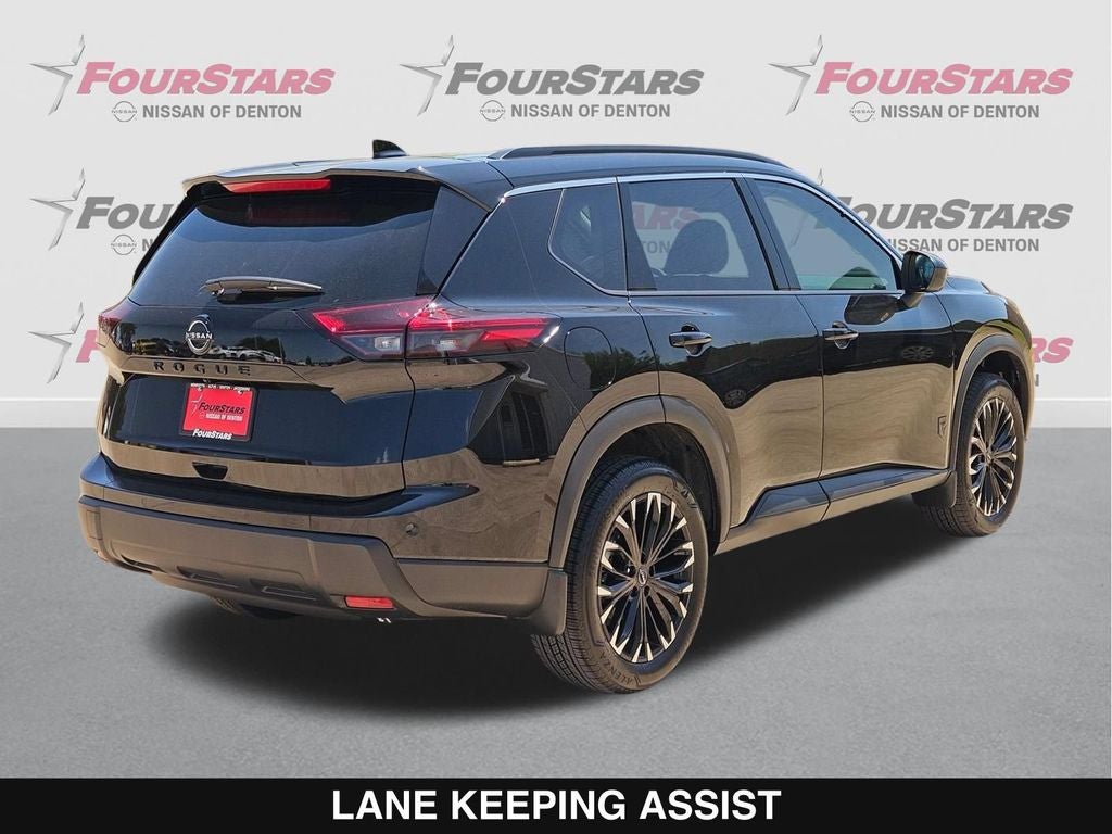 2026 Nissan Rogue Dark Armor
