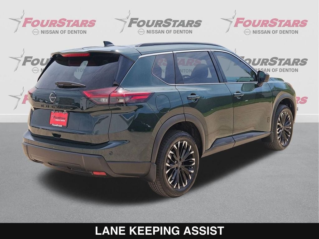 2026 Nissan Rogue Dark Armor
