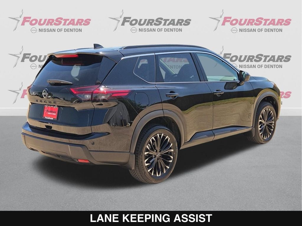 2026 Nissan Rogue Dark Armor