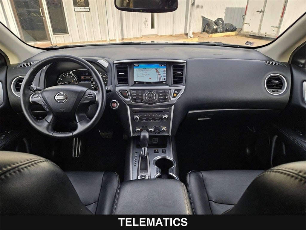 2020 Nissan Pathfinder SL